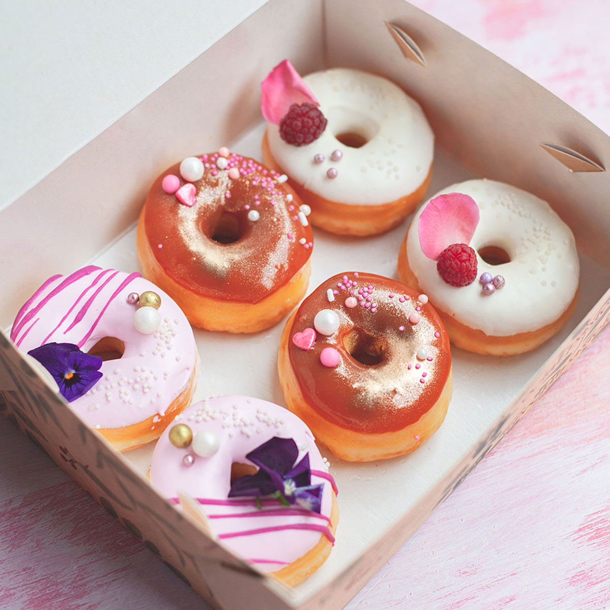 Caja de Mini Donuts Clásicas